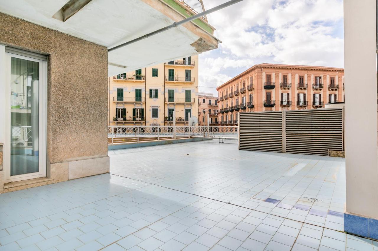 Grattacielo Ina Apartments Palerme Extérieur photo