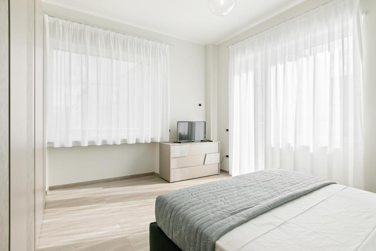 Grattacielo Ina Apartments Palerme Extérieur photo